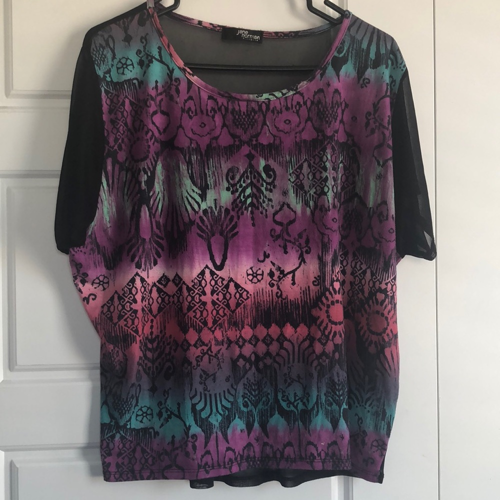 Jane Norman - Patterned T-Shirt with Sheer Back